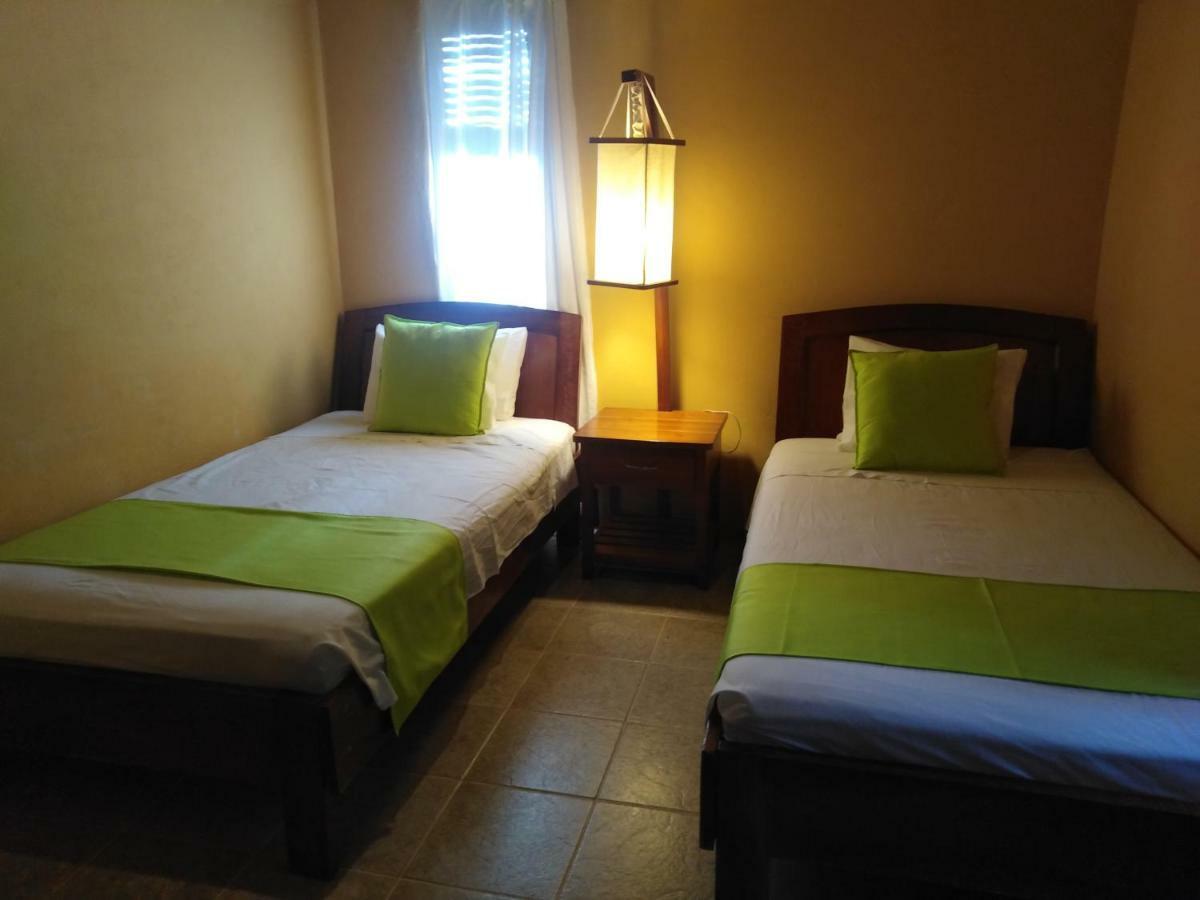 Cordillera Escalera Lodge 塔拉波托 外观 照片